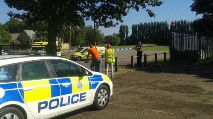 Trois morts, dont l`assaillant, dans une fusillade au Royaume-Uni