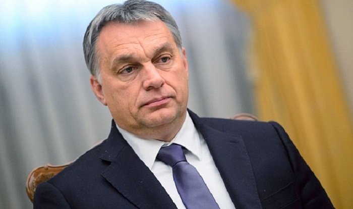 Hungarian PM arrives in Azerbaijan
