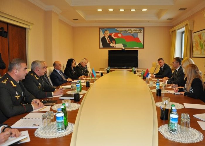 Azerbaijan`s MES meets Serbian interior minister