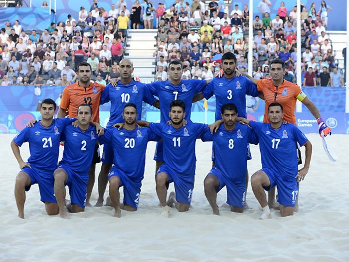Azerbaijani beach soccer team beat England 2-0
