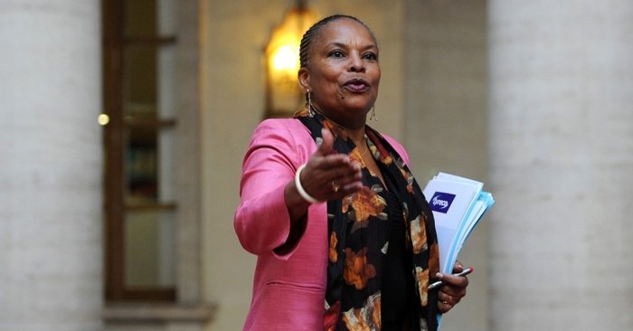 French Minister Christiane Taubira resigns amid terror row