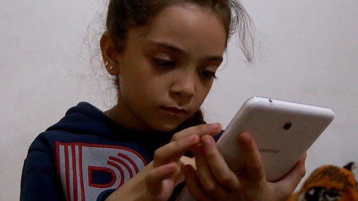 Girl tweets  from war-torn Syrian city