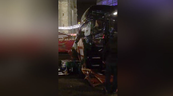 At least 12 dead, 50 injured at Berlin truck attack -PHOTOS, VIDEO, UPDATED