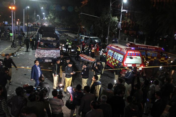 14 killed, over 100 wounded in Lahore blast - UPDATED