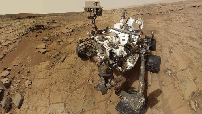 Curiosity rover takes new selfie from Mars