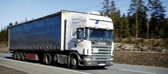 Azerbaijan exempts foreign carriers from road tax for 3 years