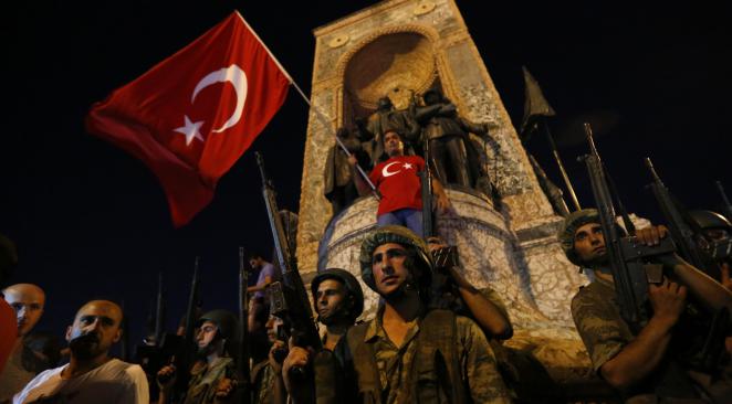 Putsch en Turquie: arrestation du conseiller militaire d`Erdogan