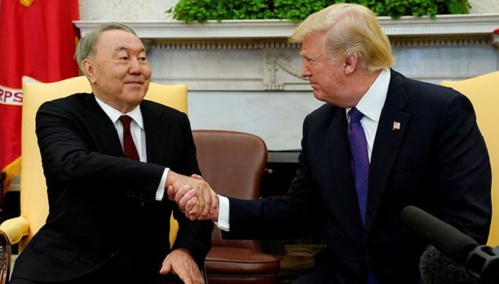 Nazarbayev Ağ evdə Trampla görüşüb