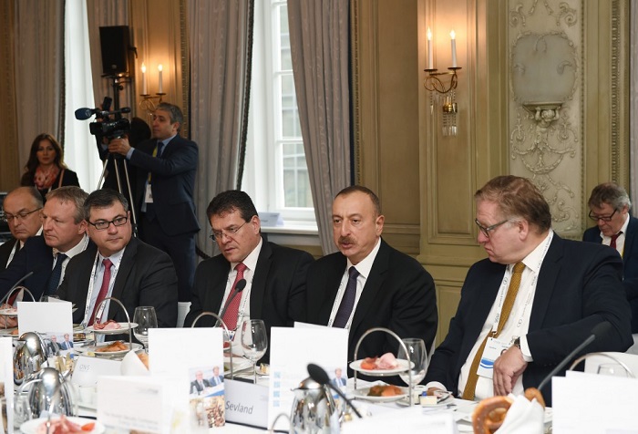 Münchner Sicherheitskonferenz: Präsident Ilham Aliyev nimmt am “Rundtisch“ teil