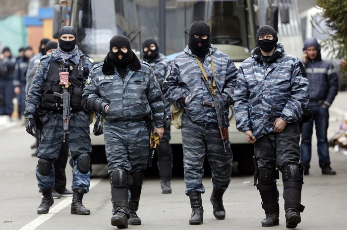 Russia terror arrests: 2 suspects `carrying explosives` killed in central city, authorities claim