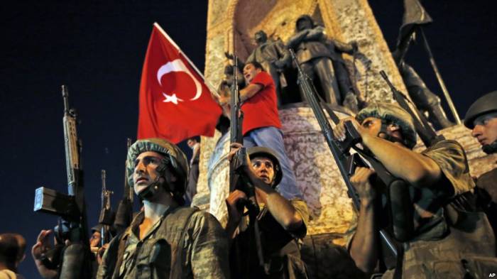 Turquie : Une année s’est écoulée depuis la tentative de putsch raté 