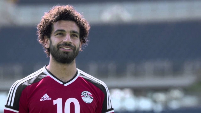 وزير الرياضة يهنئ صلاح وأبوريدة وكوبر بجوائز «كاف» - حصري بالفيديو