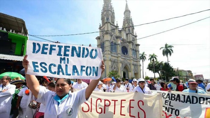 Salvadoreños piden no aprobar presupuesto ‘sin aumento salarial’