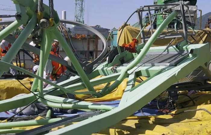Five killed in crane accident at Samsung shipyard in South Korea