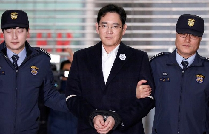 South Korea prosecutors to charge Samsung Group chief and four other executives