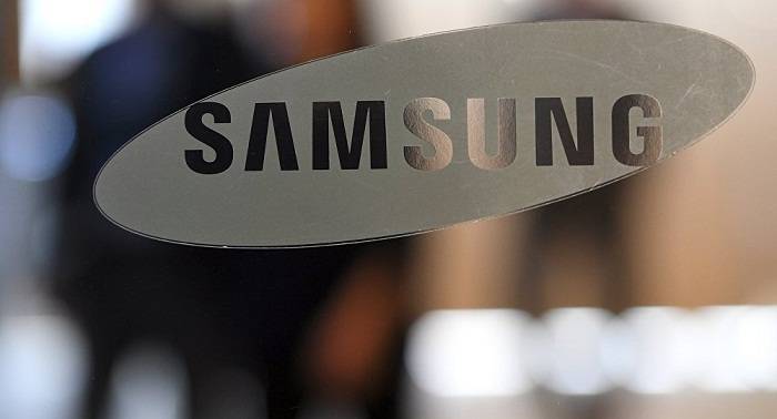 Un vistazo al futuro: Samsung muestra la primera pantalla flexible del mundo-Video