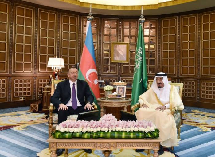 Saudi-König lädt aserbaidschanischen Präsidenten Ilham Aliyev nach Saudi-Arabien ein