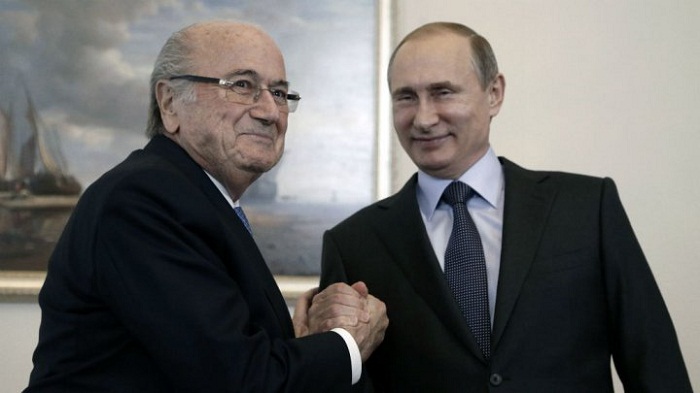 Scandale à la Fifa: Blatter mérite le prix Nobel de la paix, selon Poutine