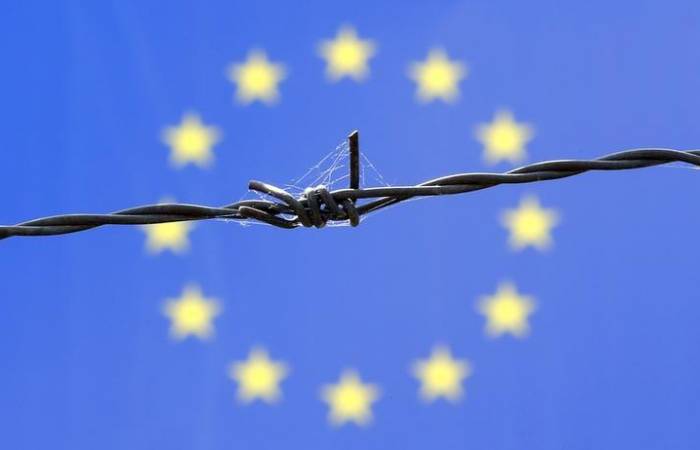 EU-Kommission - Grenzkontrollen in sechs Monaten aufheben