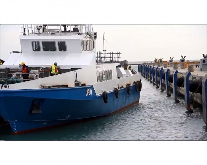 Erstes Passagierschiff der Bakuer Schiffbauwerft läuft vom Stapel