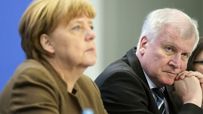 Seehofer droht für 2017 Wahlkampf ohne CDU an