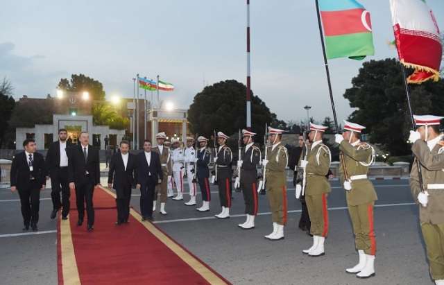 Le président azerbaïdjanais achève sa visite officielle en Iran