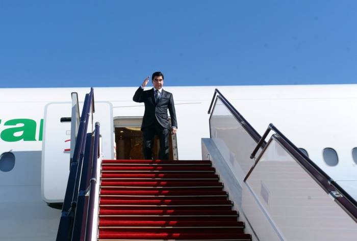 Le président turkmène arrive en Azerbaïdjan pour une visite officielle - PHOTOS