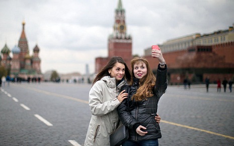 Russia launches `safe selfie` campaign after series of deaths