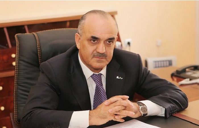 `Azərbaycanda fəhlə çatışmır`  - Nazir