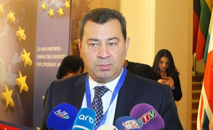 Samad Seyidov: l'Azerbaïdjan  est intéressé à la coopération avec l'Union européenne

