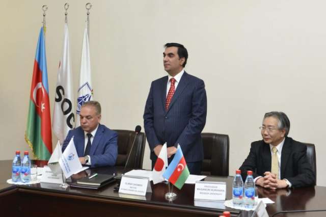 Japanese University Professor conducts seminar at Baku Higher Oil School
