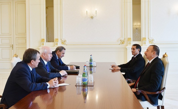 Le président Ilham Aliyev a reçu Sergueï Lebedev, président du Comité exécutif de la CEI