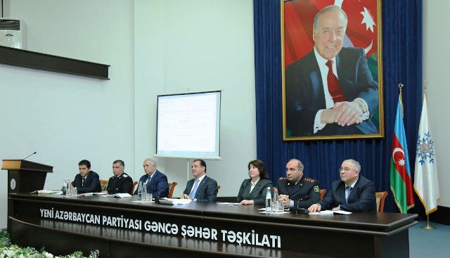 Elmar Vəliyev vətəndaşlarla görüşdü