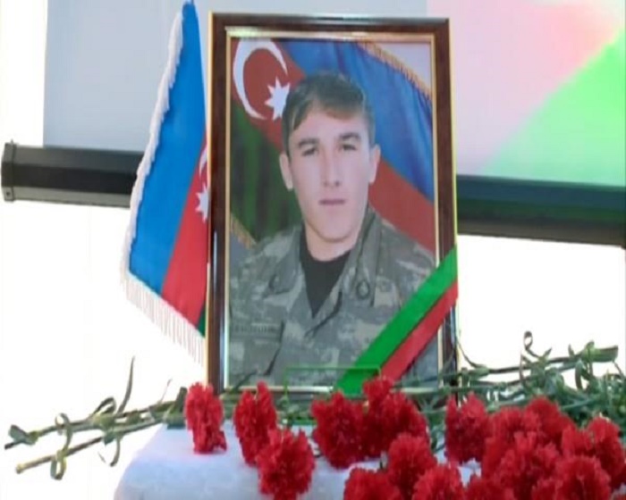 Şəhidimizin medalı ailəsinə təqdim olunub - FOTO