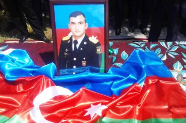 Şəhid zabitimiz medalla təltif edilib