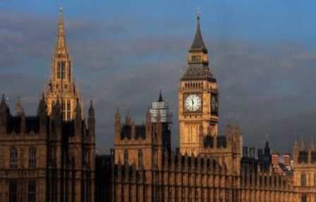 Böyük Britaniyada parlament buraxıldı