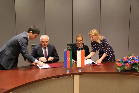 Azerbaijan, Poland sign agreement on maritime transport