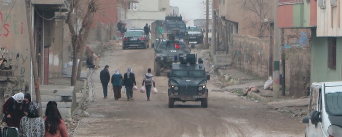 Eingeschlossen in Cizre: Kontakt zu Verwundeten abgebrochen