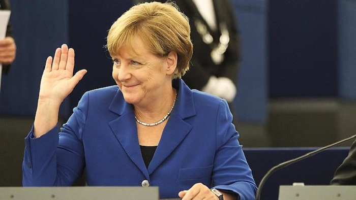Sinkende Umfragewerte lassen Merkel kalt