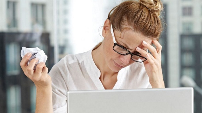The truth about people who brag they don`t need much sleep 