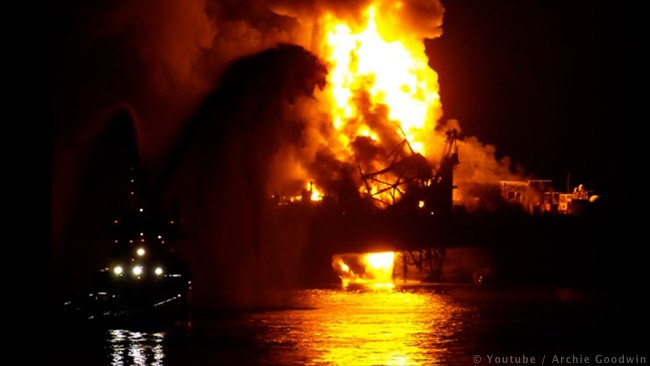 Fire on SOCAR platform continues