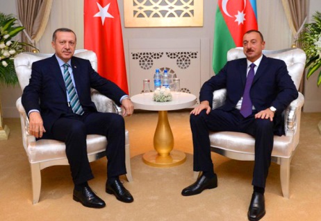 Azerbaijani and Turkish Presidents hold one-on-one meeting