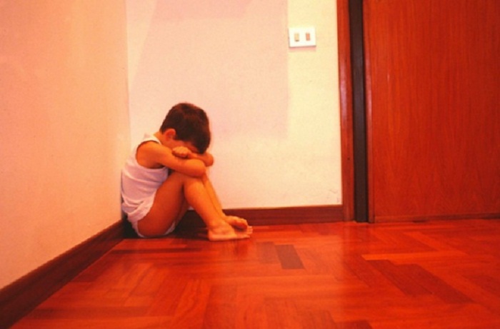 Violences sexuelles sur mineurs: 154 000 victimes par an - VIDEO
