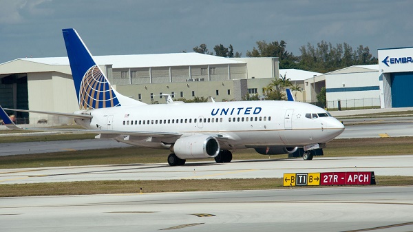 `Ce n`est pas l`Amérique de Trump!`: un passager raciste débarqué d`un avion