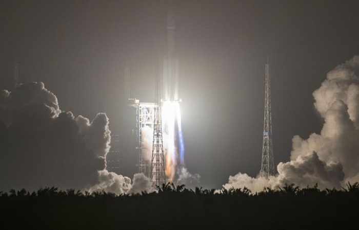 Tiangong-2: China's first cargo spacecraft docks with orbiting space lab
