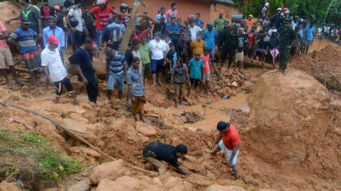 Glissements de terrain et inondations : plus de 90 morts au Sri Lanka