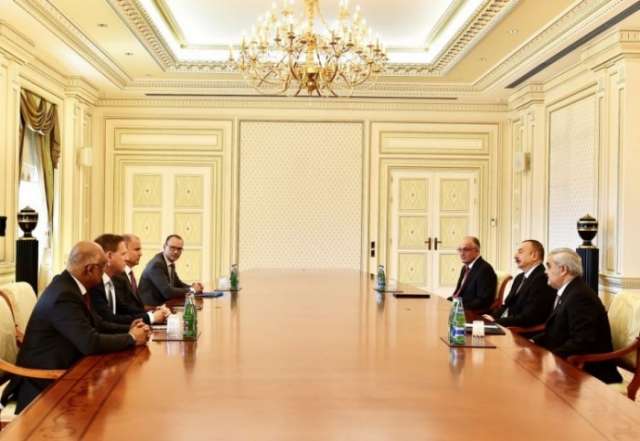 President Ilham Aliyev receives delegation led by Statoil Executive Vice-President
