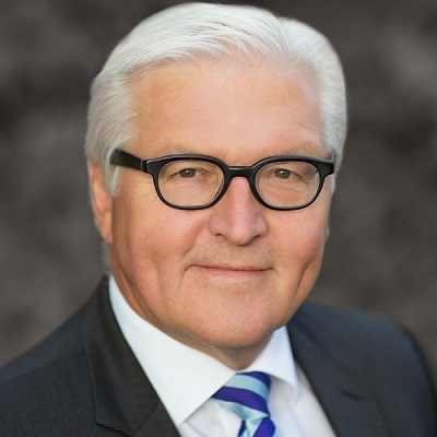  Frank-Walter Steinmeier llega a Bakú