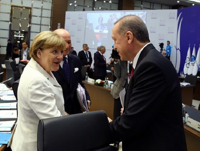 Trotz Stimmverlust-Risiko: Merkel distanziert sich von Armenien-Resolution