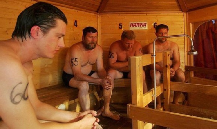 Wie hält der Körper die extreme Hitze in einer Sauna aus?